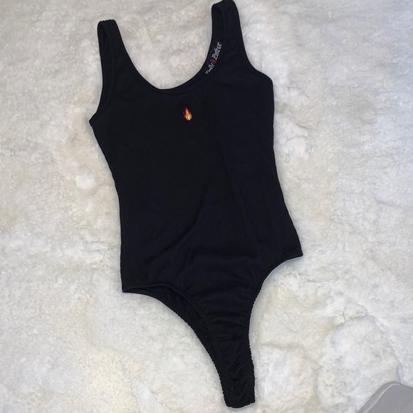 Polly & Esther Bodysuit - Picture 1 of 7